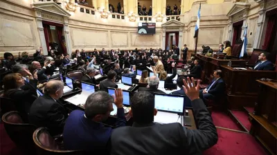 La oposición logró 59 votos para dar vuelta el veto al reparto automático de ATN a las provincias. Más temprano, el ministro de Economía dijo que el Congreso quiere “voltear al Presidente”.