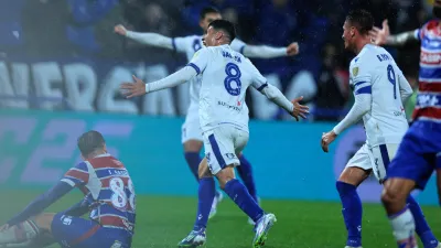 Vélez festejó en Liniers