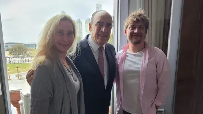 Karina Milei, Guillermo Francos y Santiago Caputo. 