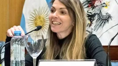 Karina Andrade, jueza que denunció amenazas y campañas de desprestigio por liberar a 114 personas detenidas en protesta.