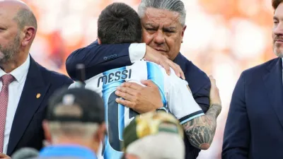 Lionel Messi y Claudio Tapia.