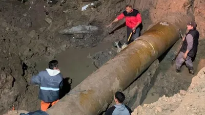 reparación caño maestro de agua