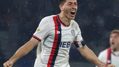 San Lorenzo ganó en Córdoba y amargó el debut de Carlos Tévez en Talleres