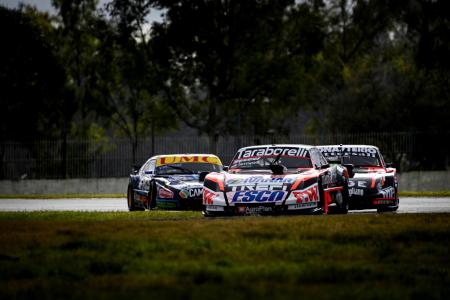 Los pilotos entrerrianos iniciaron la octava fecha del TC Mouras en La Plata