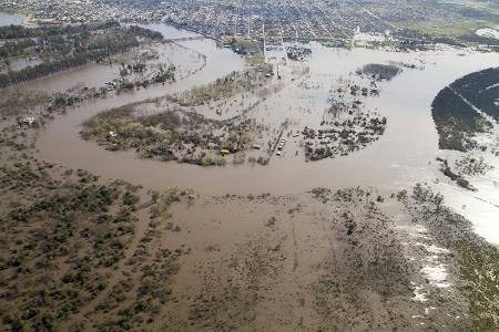 Imagen de archivo del barrio fluvial Amarras: pese a la sentencia judicial, todo sigue impune, sin reparaciones ambientales y bajo la cultura de la arbitrariedad.