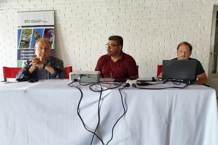 La reunión convocada por el gobierno entrerriano se realizó en el Club de Pesca y Remo de Rosario del Tala.