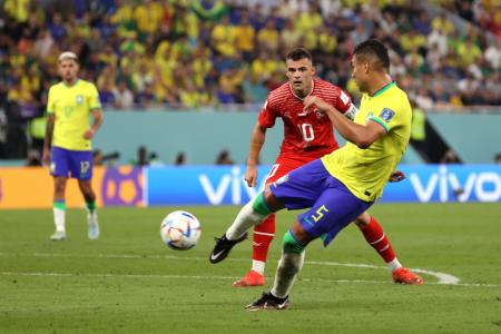 Con gol de Casemiro, Brasil se impuso a Suiza y avanzó a los octavos de final del mundial