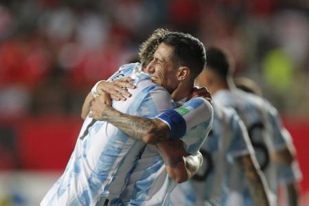 A pesar de las ausencias, Argentina derrotó a Chile y sigue invicta rumbo a Qatar 2022