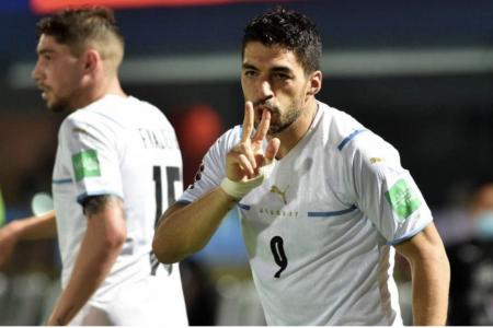 Uruguay venció a Paraguay a domicilio y acrecentó su ilusión de ir al Mundial
