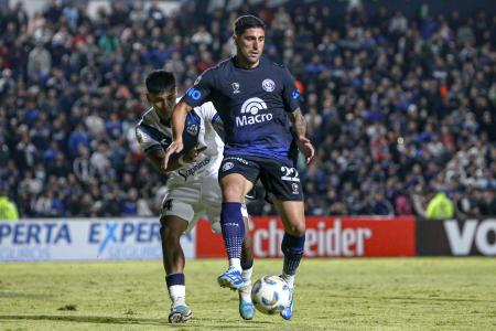 Un triunfo en Mendoza le valió a Vélez la clasificación en la Copa de la Liga Profesional