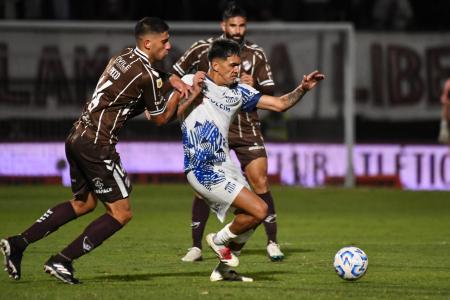 Platense derrotó a Talleres y lo dejó sin chances de meterse en los playoffs