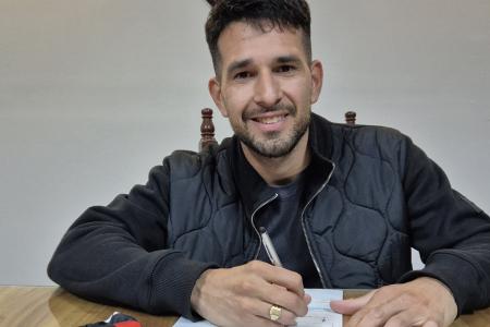 Guillermo Sánchez es el tercer refuerzo de Patronato para la Primera Nacional
