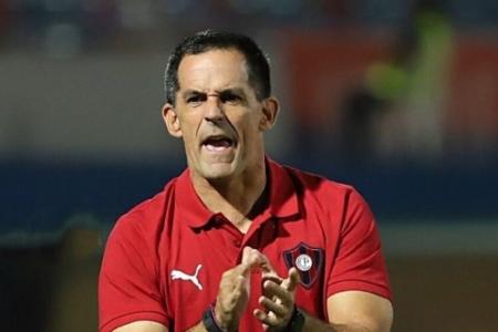 Fútbol: el entrerriano Víctor Bernay asume un nuevo desafío en Paraguay