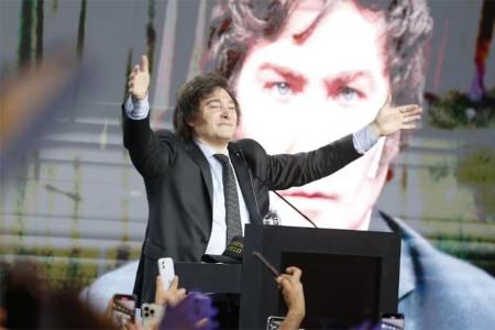 Javier Milei en un acto en Parque Norte.