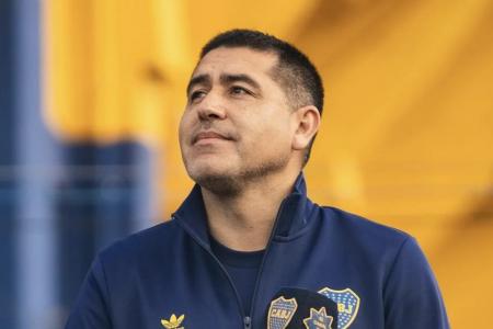 Juan Román Riquelme confirmó que Mariano Herrón va a dirigir "hasta el final del torneo”