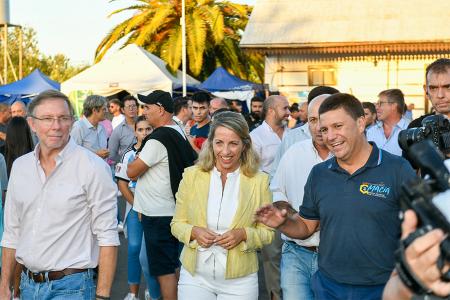 “Cada acción de gobierno apunta a fortalecer al sector productivo”, sostuvo la vicegobernadora Laura Stratta en la inauguración de la Fiesta Nacional de la Apicultura en Maciá.