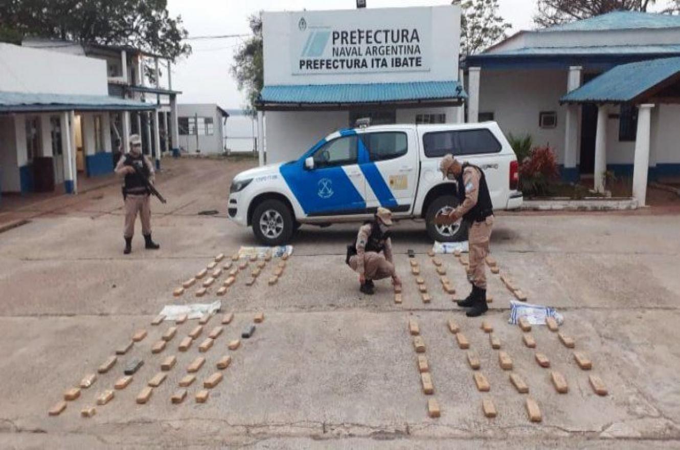 Prefectura secuestró más de 130 kilos de marihuana en la costa del río Paraná
