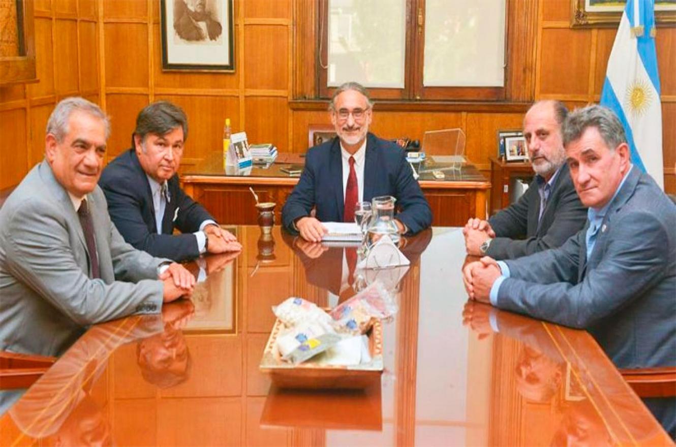 Mesa de enlace. 