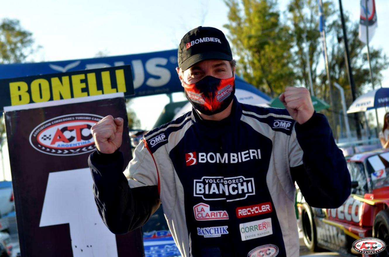 El uruguayense Nicolás Bonelli logró la pole position del Turismo Carretera en Rafaela