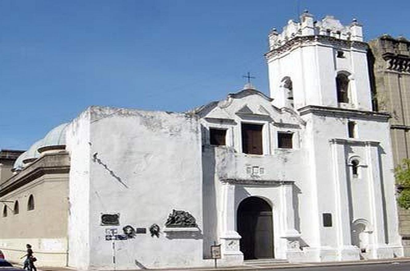 Buscarán en una iglesia de Santa Fe los restos de "Pancho" Ramírez