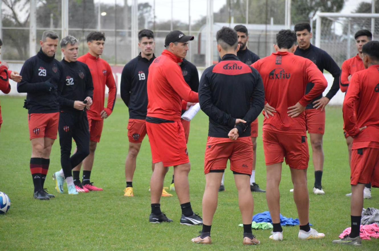 Fútbol: Patronato jugará un día antes frente a Almagro por un pedido de APreViDe