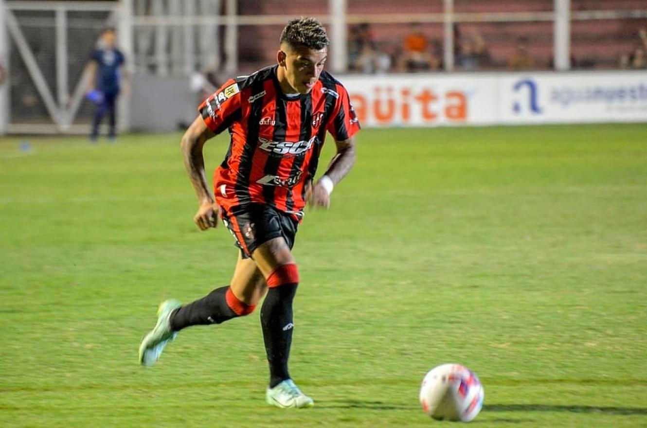 Estudiantes de La Plata le rescindió el contrato al exPatronato Diego García
