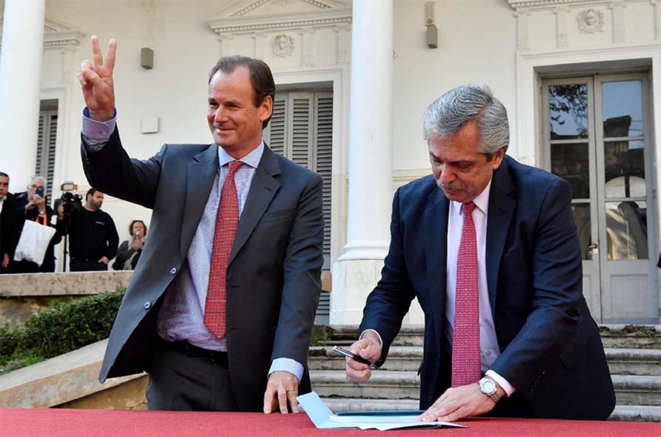 Imagen de archivo del gobernador Gustavo Bordet y el Presidente Alberto Fernández.