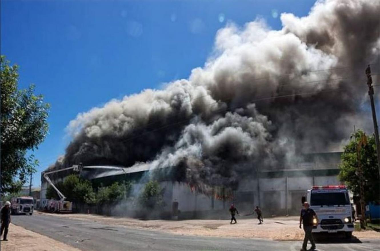 El 19 de noviembre pasado un incendio destruyó las instalaciones de la procesadora Soychú enclavada en el casco urbano de Gualeguay.