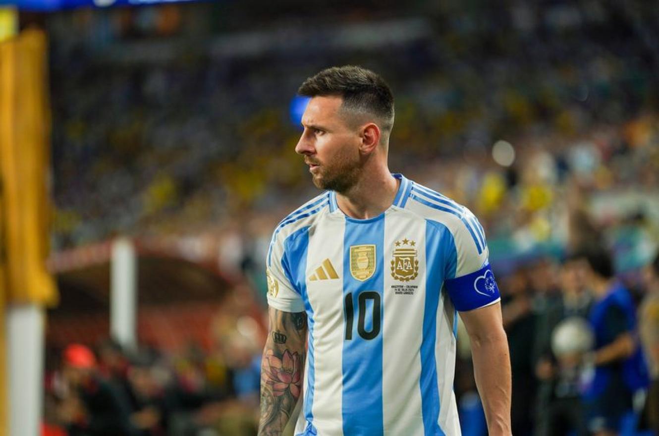 Lionel Messi sufrió una lesión ligamentaria y no jugará por tiempo indeterminado