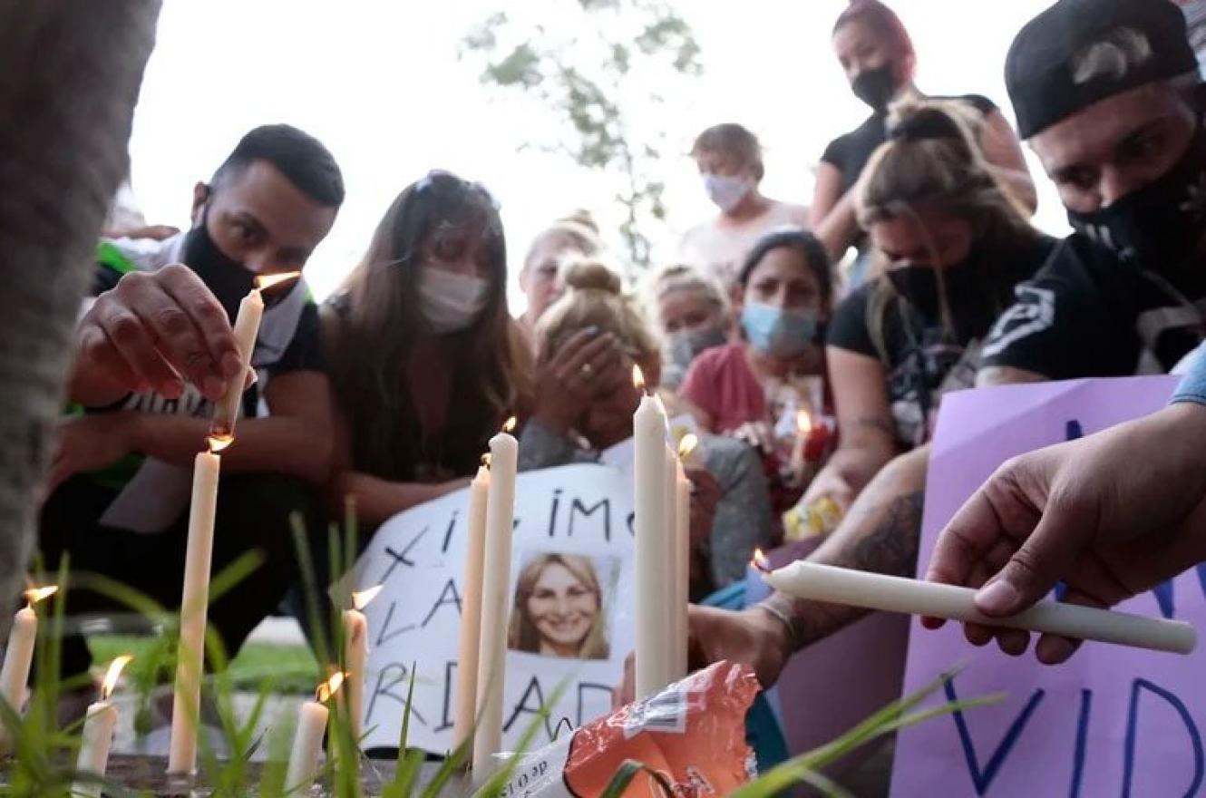 Marcha de las velas en reclamo de justicia por el femicidio de Nancy