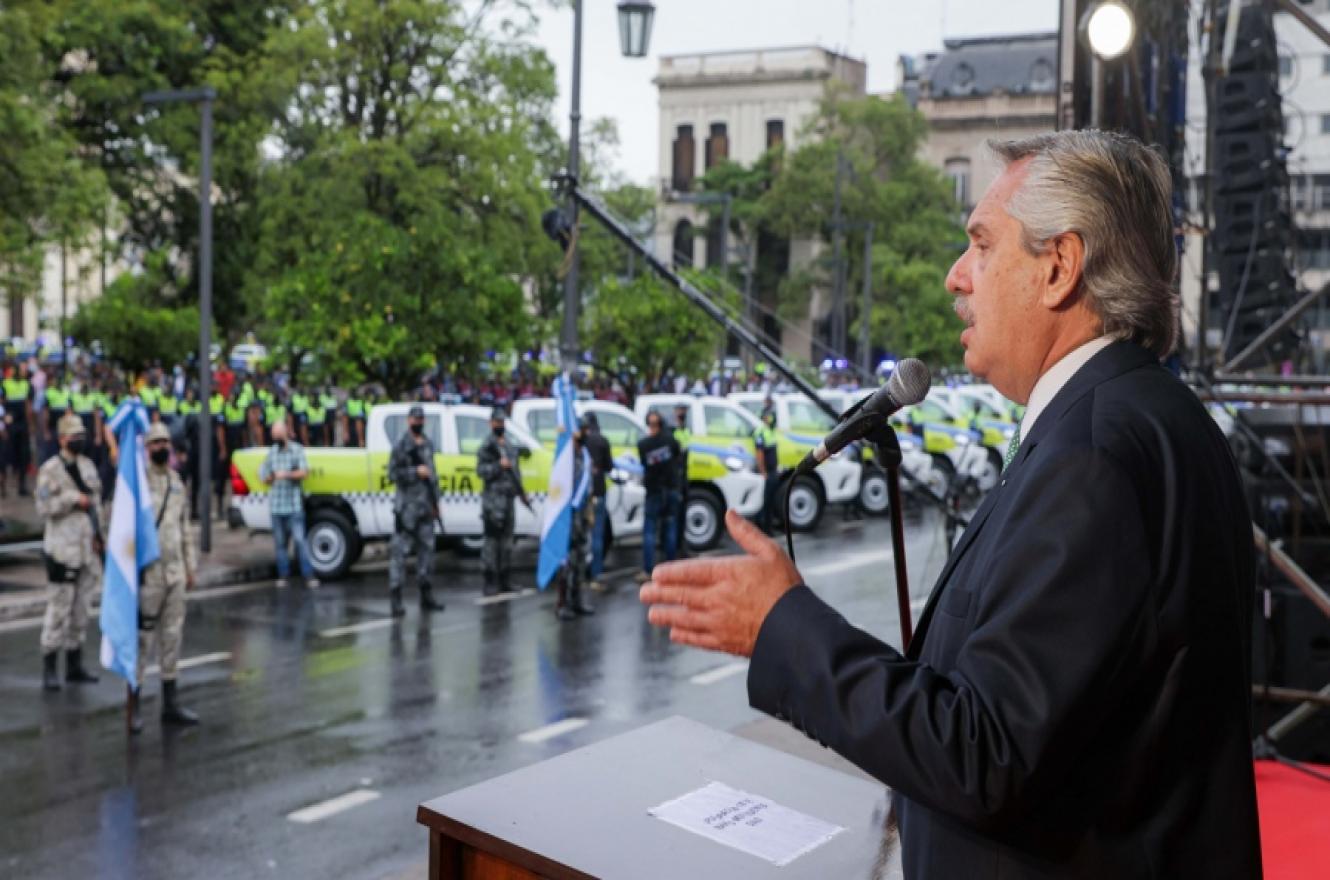 Alberto Fernández