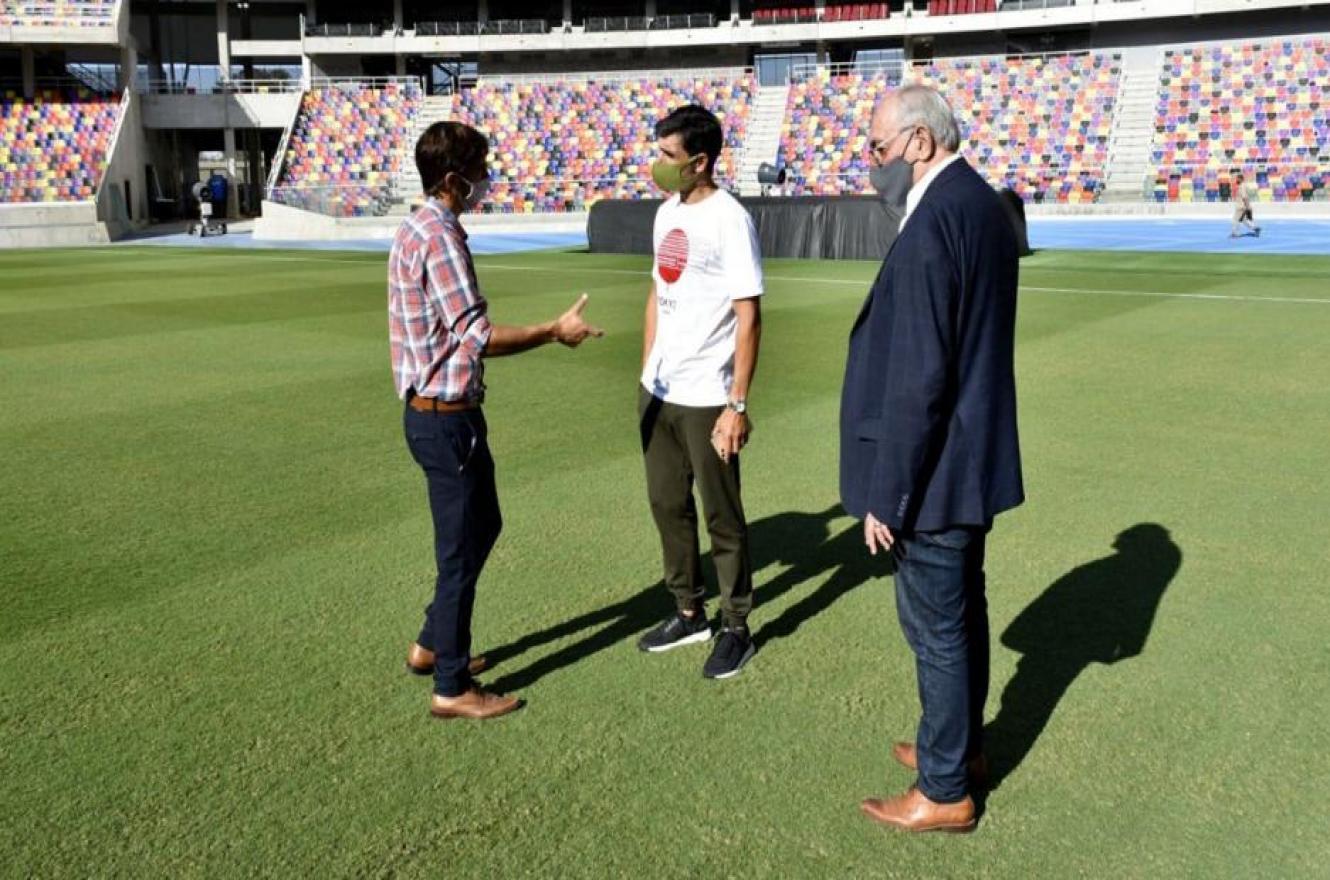 El paranaense Roberto Ayala calificó de “imponente” el estadio “Madre de Ciudades”