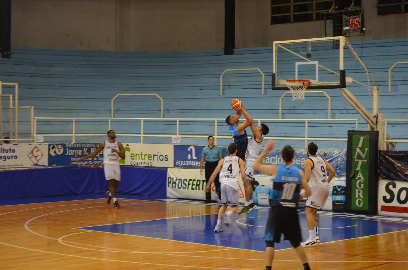 Básquet: Echagüe cayó con Ameghino y perdió la punta en la Conferencia Norte