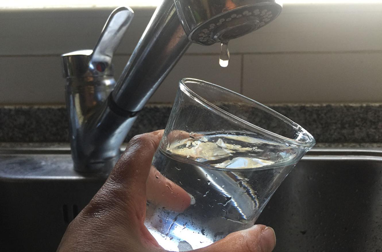 Un vaso de agua no se le niega a nadie