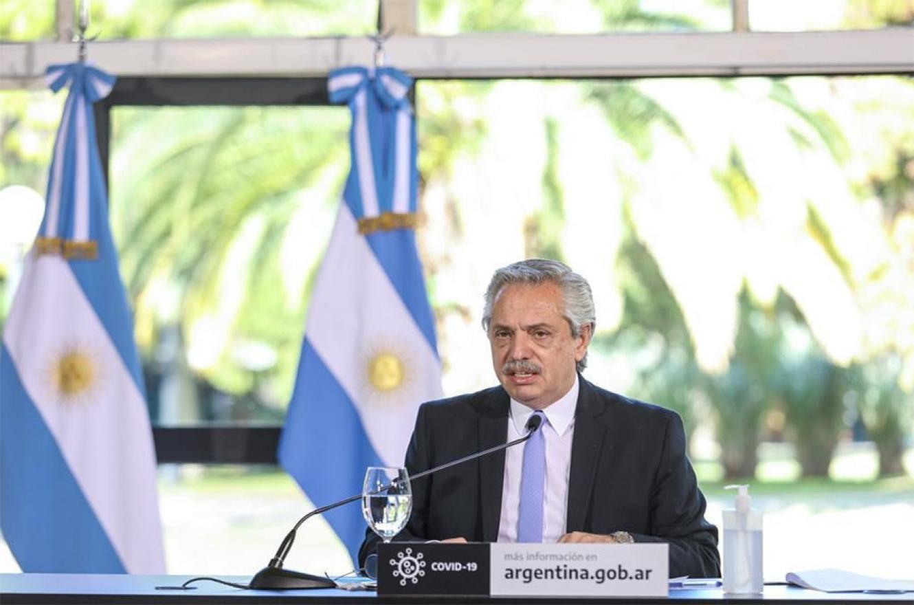 Alberto Fernández cuando realizó el anuncio desde la Quinta de Olivos sobre la nueva cuarentena que regirá en el país.