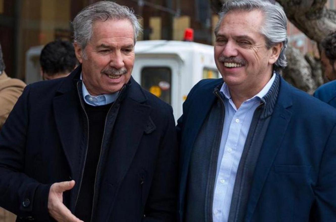 El diputado nacional Felipe Solá es parte de la comitiva que viajó con Alberto Fernández a México.
