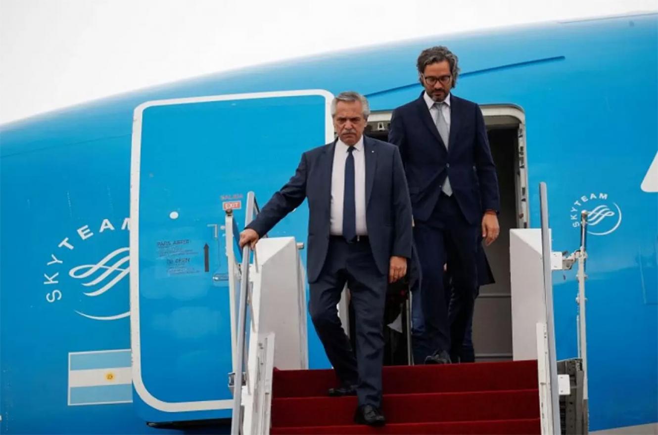 Alberto Fernández analiza viajar a República Dominicana por la Cumbre Iberoamericana y se ausentaría el 24 de marzo.