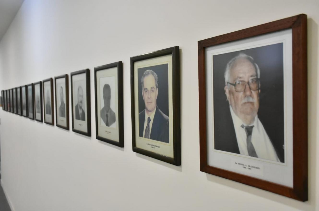 Incorporaron la imagen de Miguel Ángel Aranguren a la galería de expresidentes del STJ