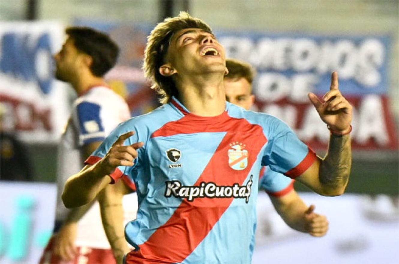 Fútbol: Arsenal entró dormido, pero reaccionó ante Argentinos y tuvo su premio