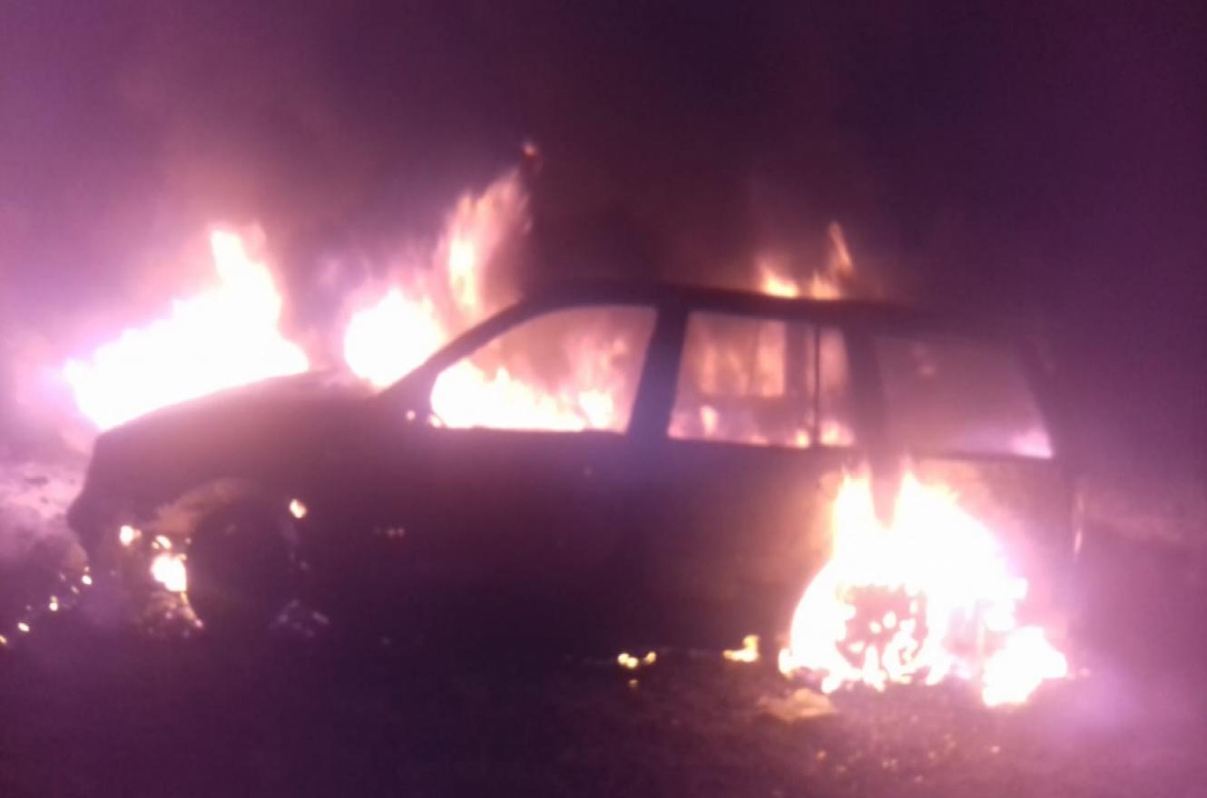 Un vehículo se incendió en ruta 12