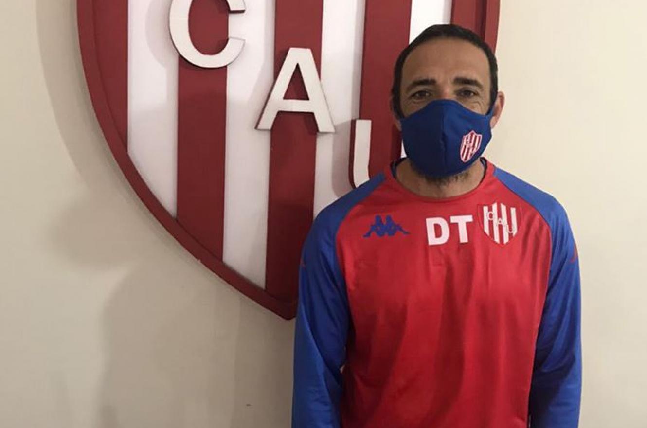 El “Vasco” Azconzábal y su cuerpo técnico iniciaron la cuarentena en Santa Fe
