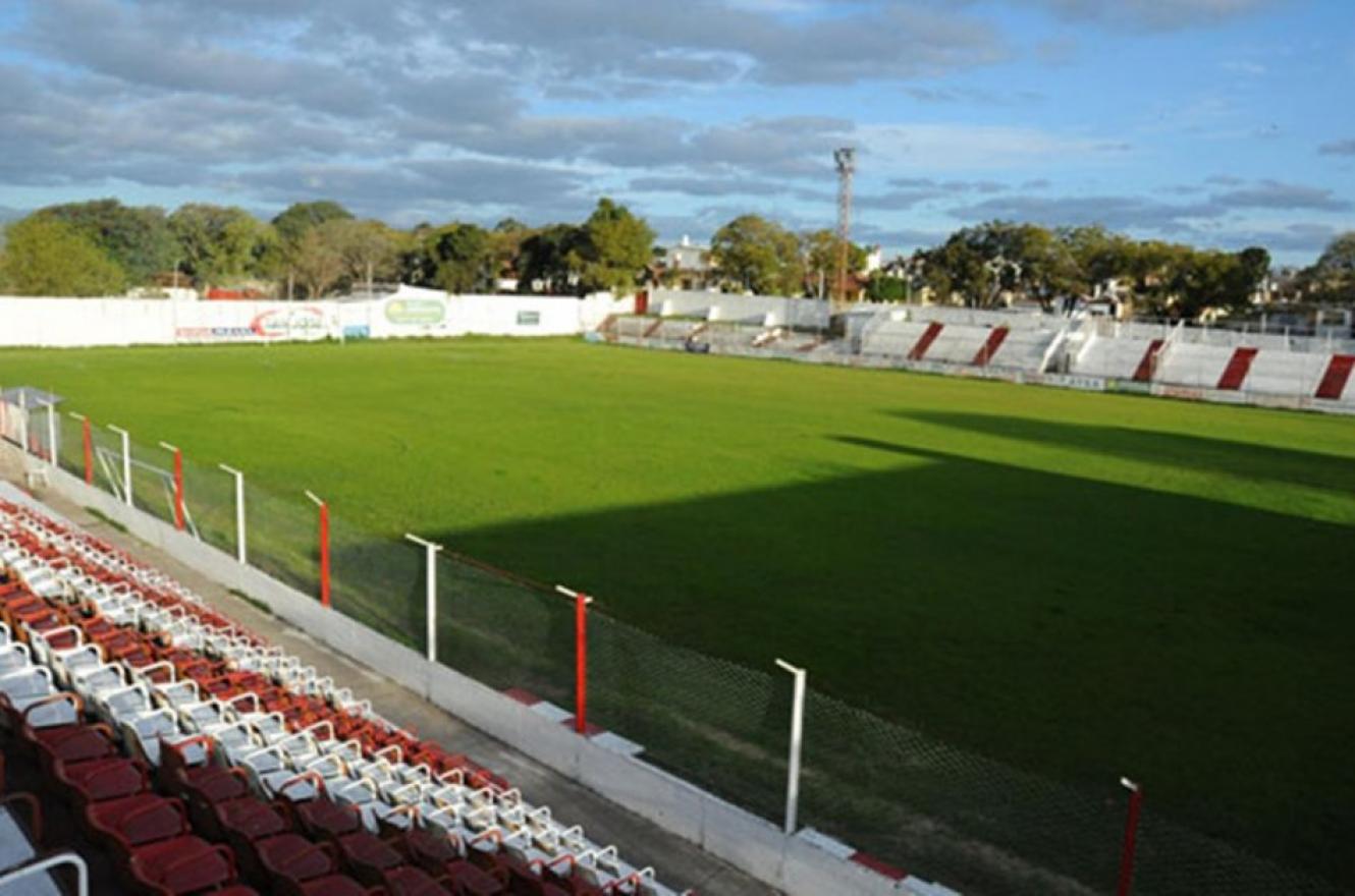 Por las nuevas restricciones, la Liga Paranaense de Fútbol postergó otra vez su inicio