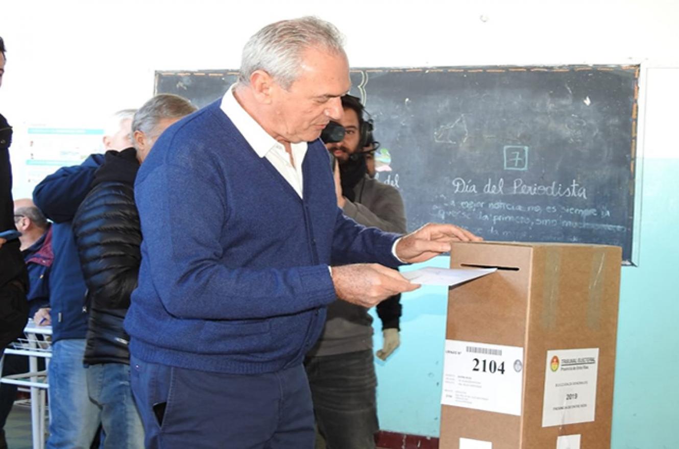 Atilio Benedetti votó en Larroque