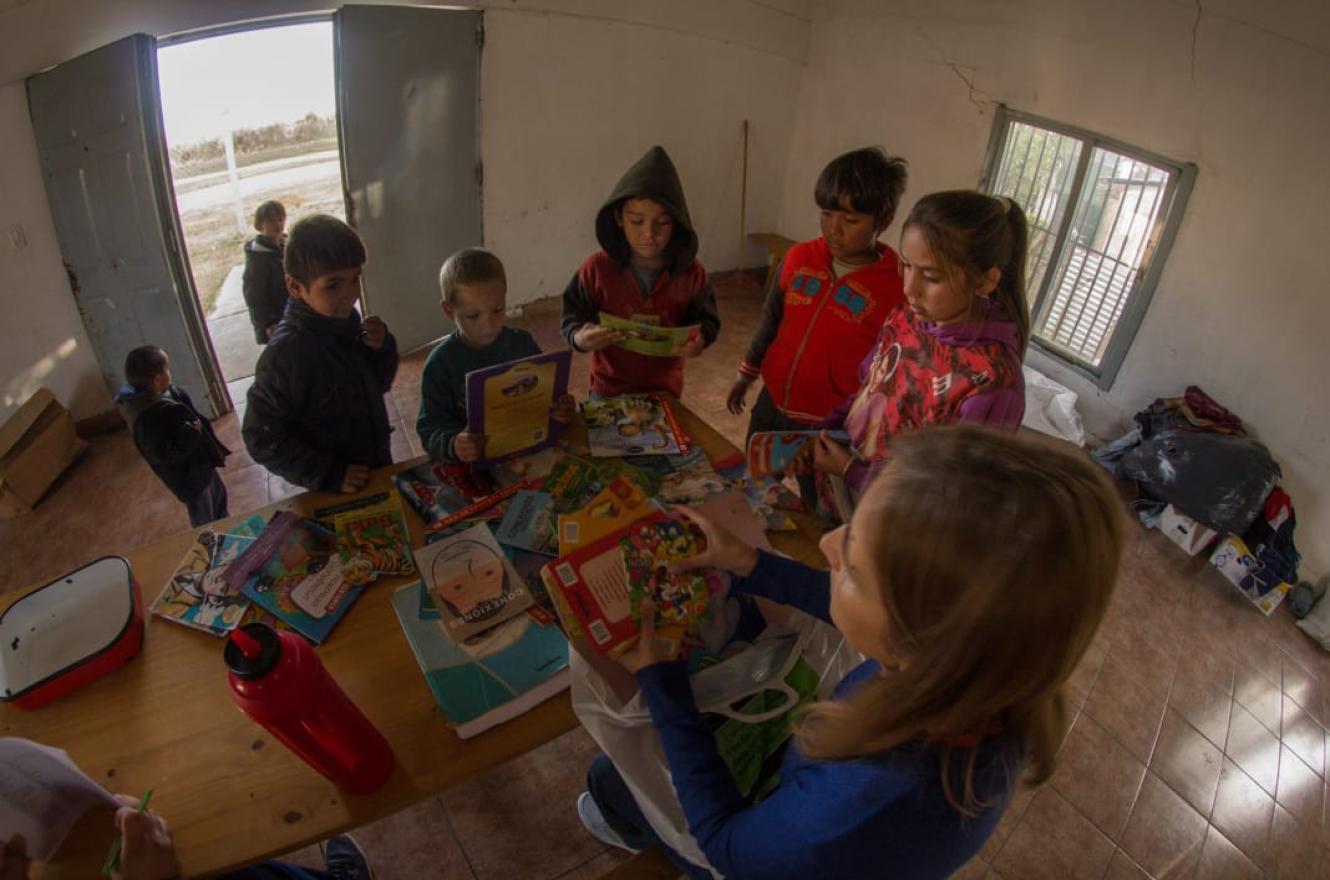 "Biblioteca ambulante para la Niñez"