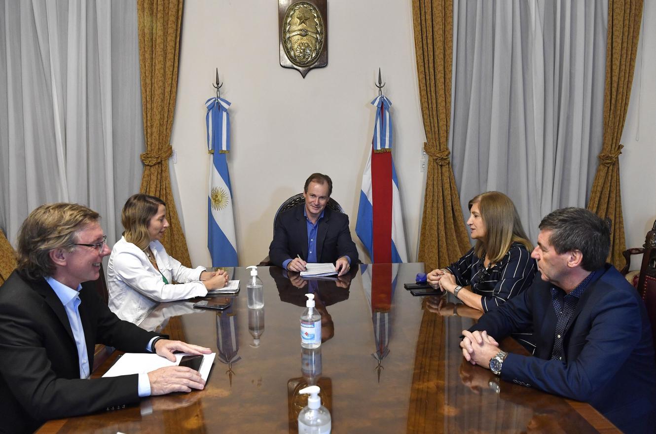 La provincia asistirá a municipios con dificultades para pagar sueldos