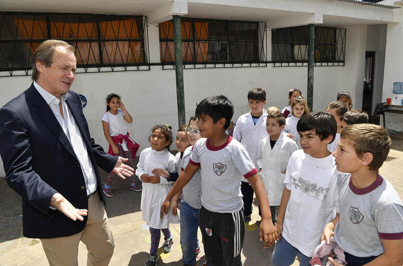 En promedio, la provincia ha finalizado una obra de infraestructura escolar cada 15 días de gestión.