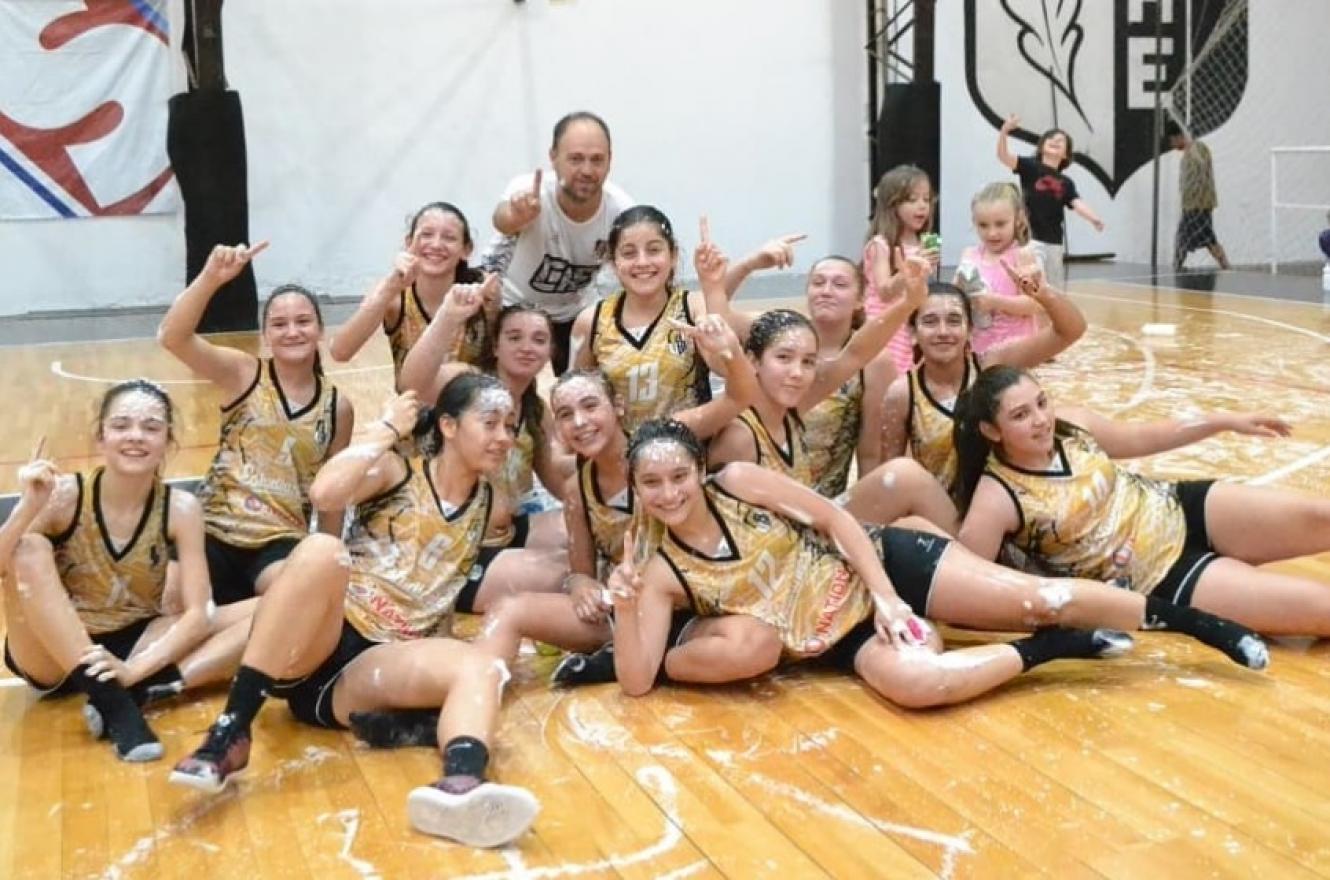 Las chicas de Estudiantes U13 conquistaron la Copa de Oro del Torneo Dos Orillas