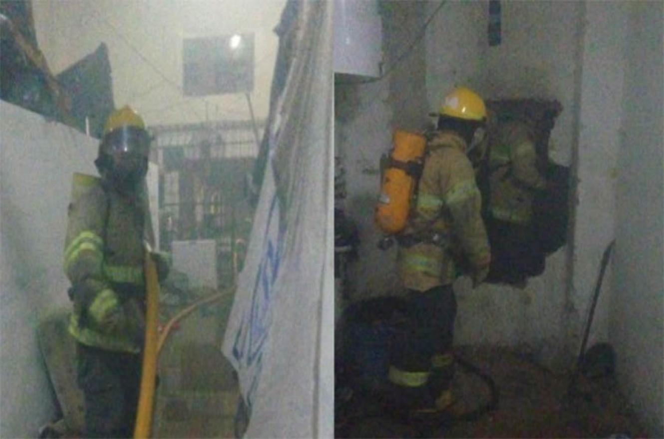 Así quedó la UP 1 luego del motín. El incendio de colchones ocurrió en dos pabellones el 17 y el 22 tras una pelea entre internos. Los Bomberos Voluntarios de Paraná debieron intervenir para sofocar las llamas.