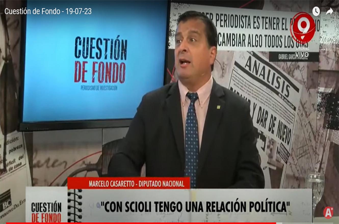 Captura de pantalla de la televisión de Marcelo Casaretto en el programa Cuestión de Fondo (Canal 9, Litoral).