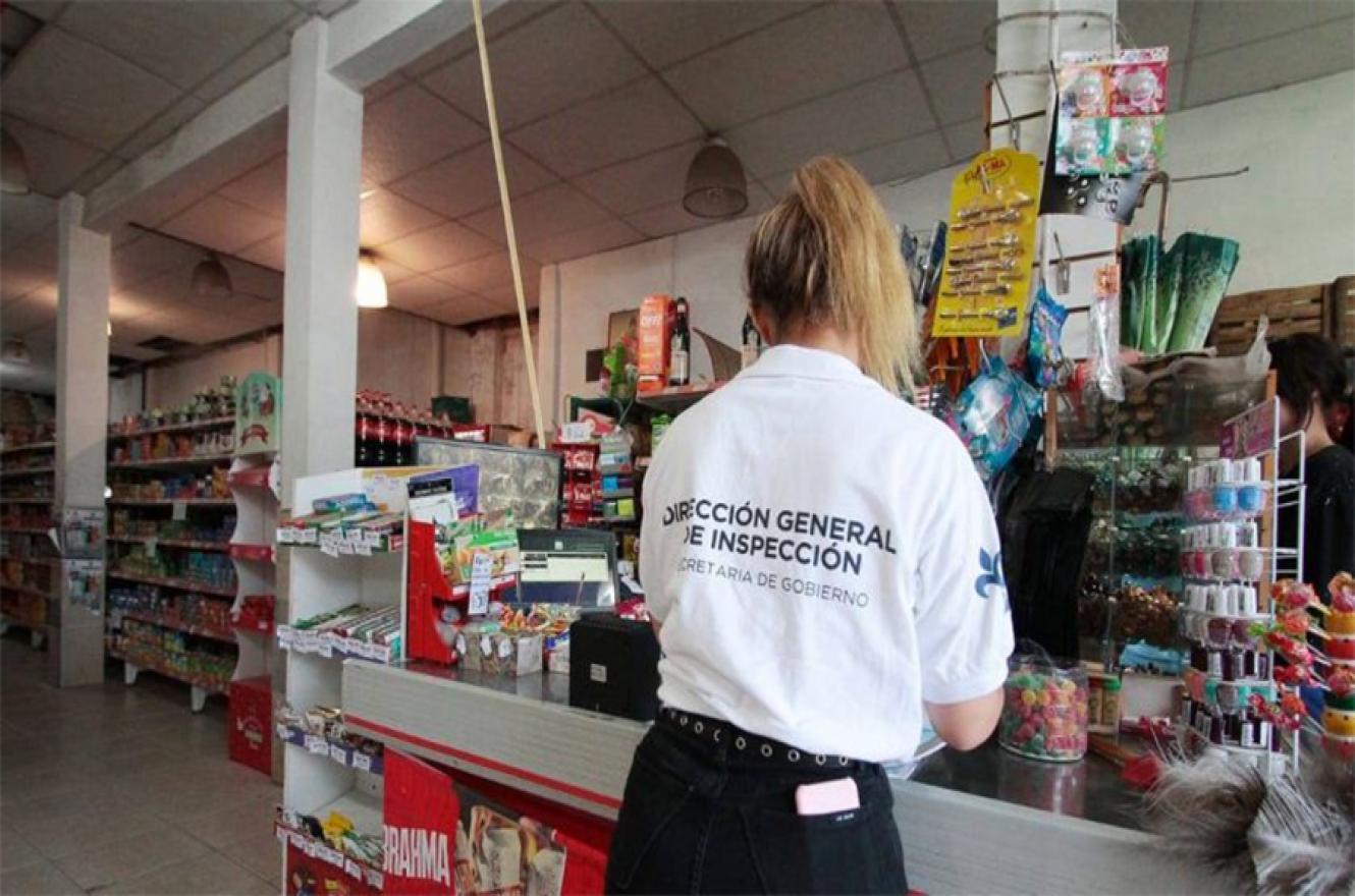 En Almirante Brown y en Concordia se dispuso la clausura de comercios porque se detectaron irregularidades al aceptar los pagos con la Tarjeta Alimentar.